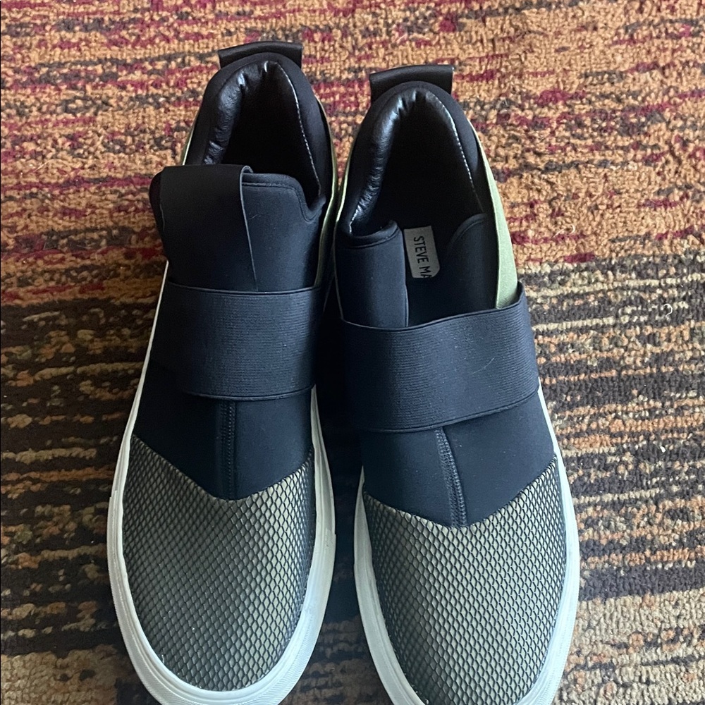 Steve Madden Black and Olive Men's Sneakers